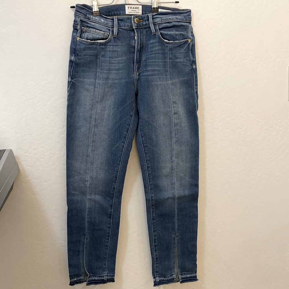 FRAME Size 28 Straight Medium Washed Denim